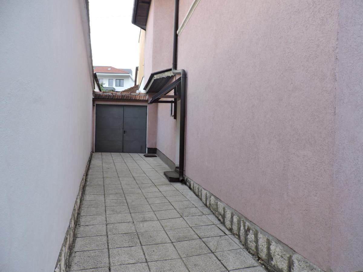 Apartments Music, Garden And Free Parking SJJ Exterior foto